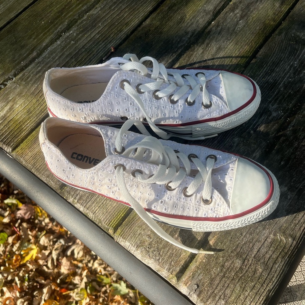 Converse White Eyelet Sneakers Size 7.5